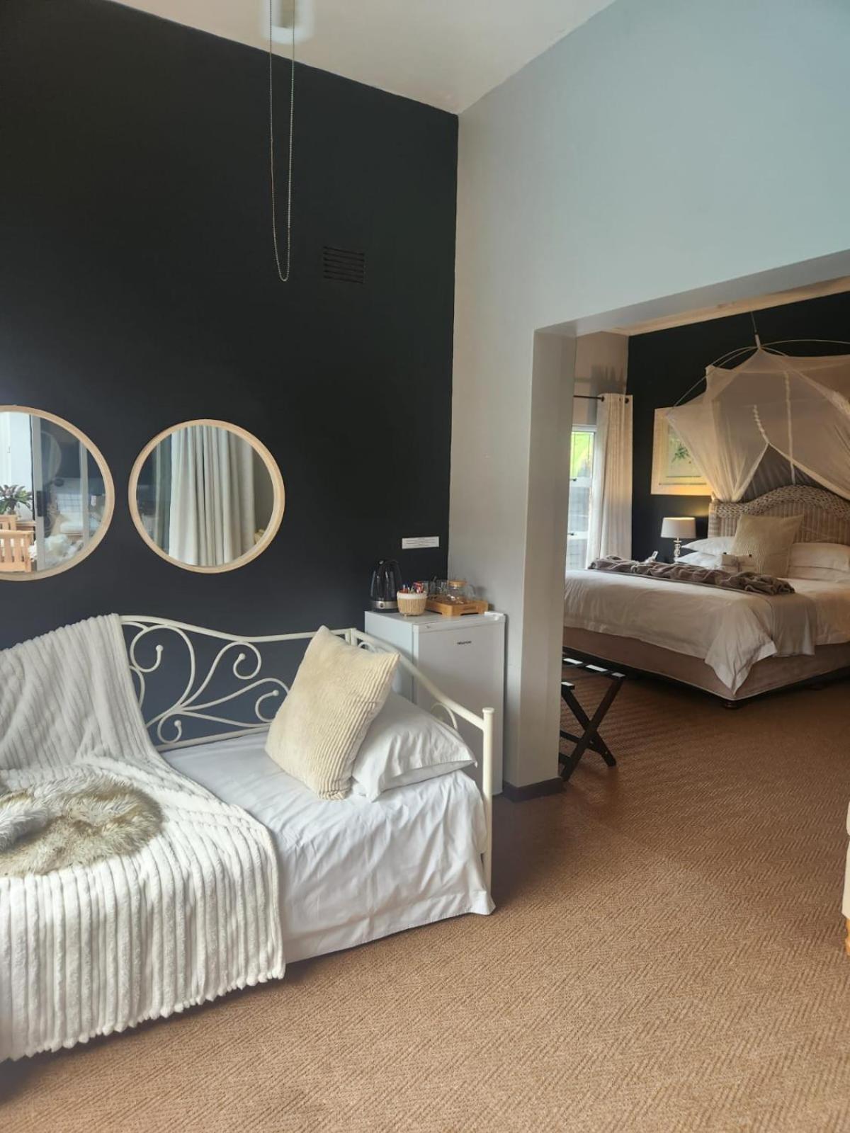 Hillton Manor Guest House Richardsbaai Buitenkant foto