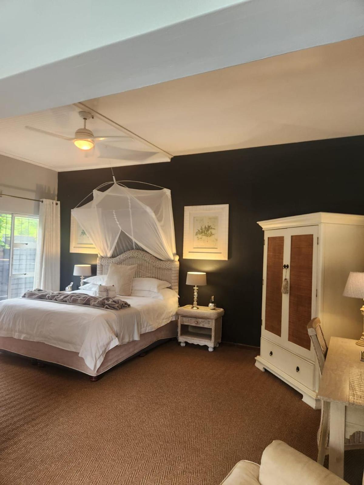Hillton Manor Guest House Richardsbaai Buitenkant foto