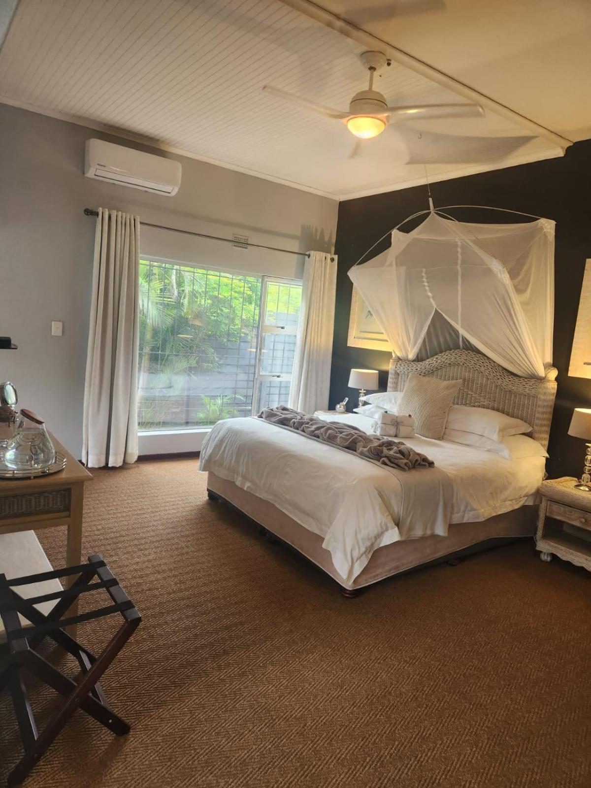 Hillton Manor Guest House Richardsbaai Buitenkant foto