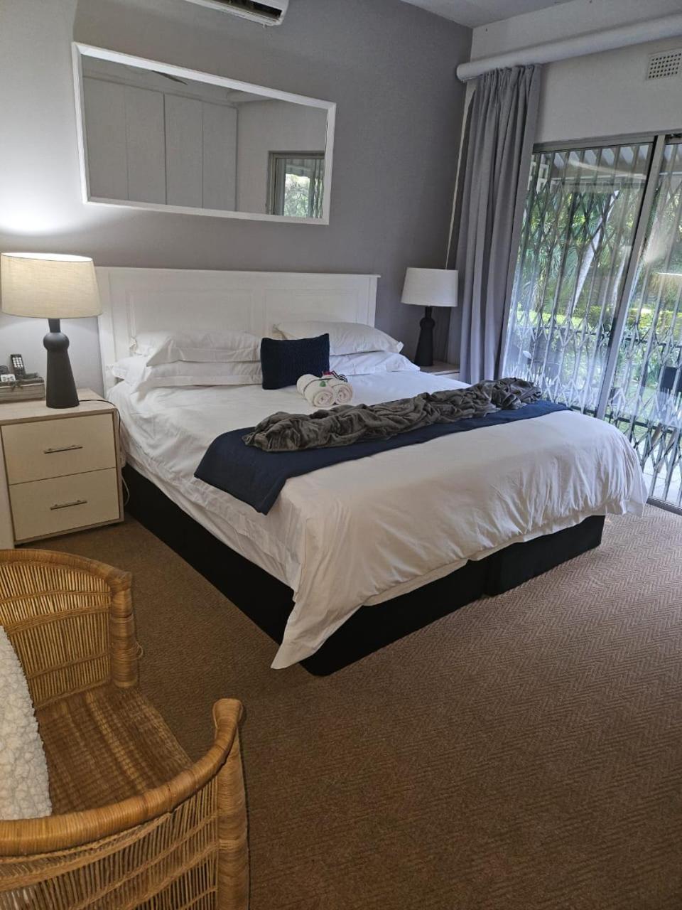 Hillton Manor Guest House Richardsbaai Buitenkant foto