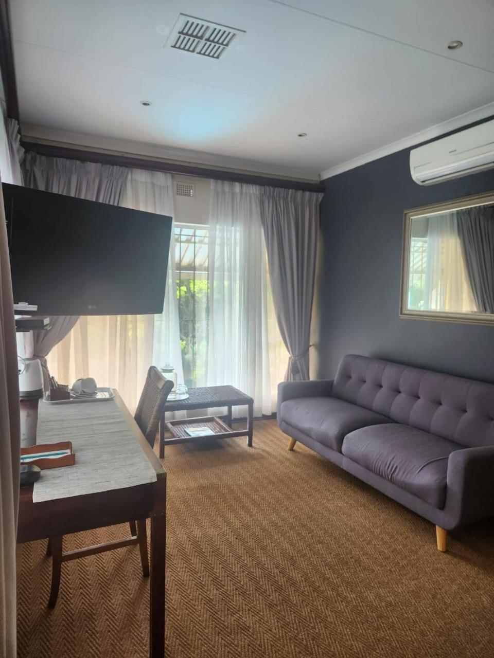 Hillton Manor Guest House Richardsbaai Buitenkant foto