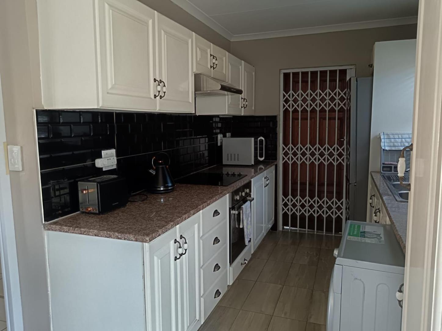 Hillton Manor Guest House Richardsbaai Buitenkant foto