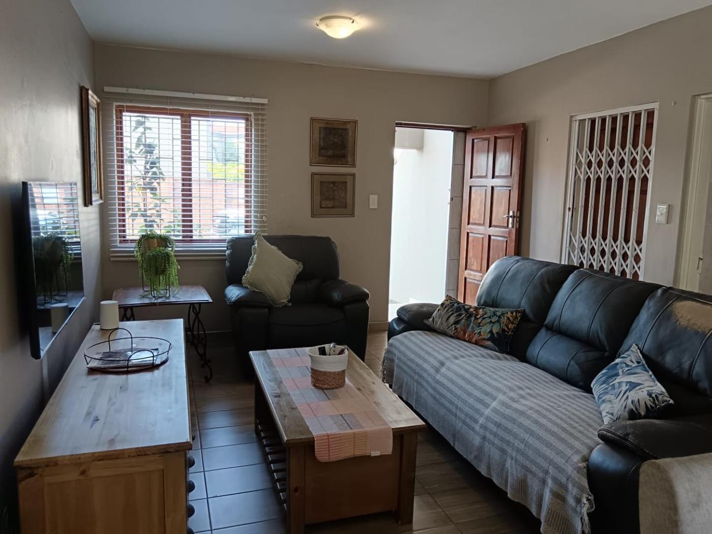 Hillton Manor Guest House Richardsbaai Buitenkant foto